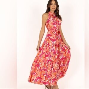 NWT Floral Halter Maxi Dress